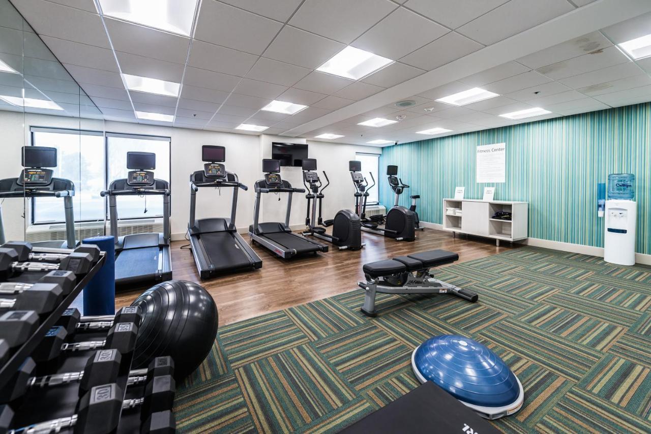 Holiday Inn Express Flint-Campus Area By Ihg Buitenkant foto