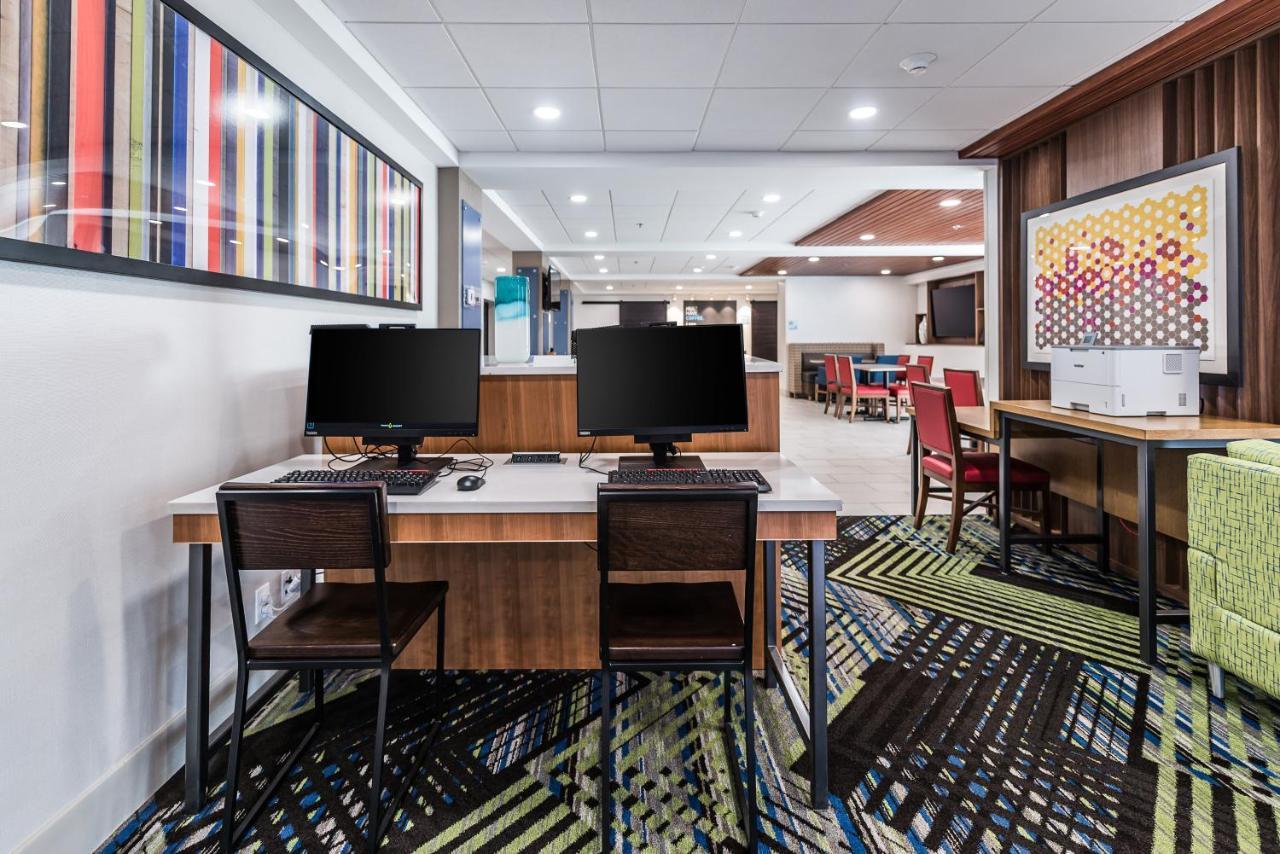 Holiday Inn Express Flint-Campus Area By Ihg Buitenkant foto