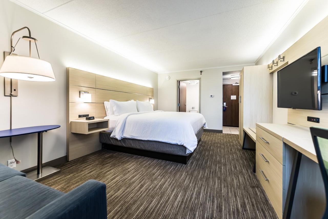 Holiday Inn Express Flint-Campus Area By Ihg Buitenkant foto