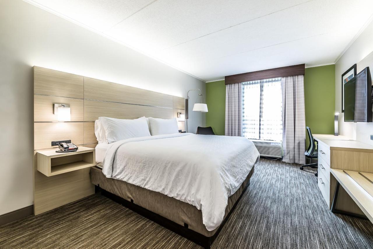 Holiday Inn Express Flint-Campus Area By Ihg Buitenkant foto