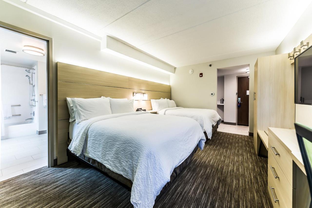 Holiday Inn Express Flint-Campus Area By Ihg Buitenkant foto